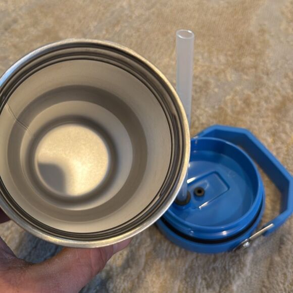 STANLEY 20oz. ICEFLOW FLIP STRAW - teal and blue in GUC - Picture 5 of 6